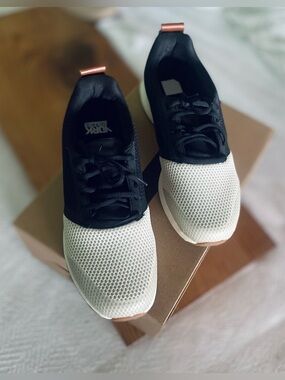 Modern New Athletic Sneakers in Black and Cream with Leather Tabs
